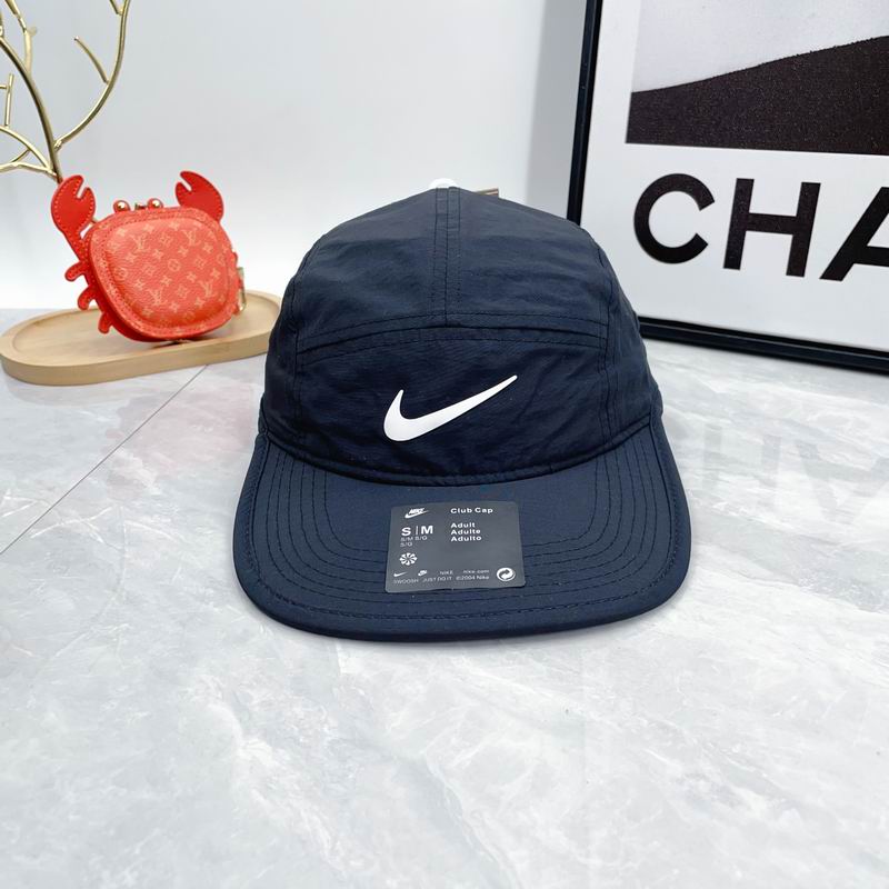 Nike cap dx10
